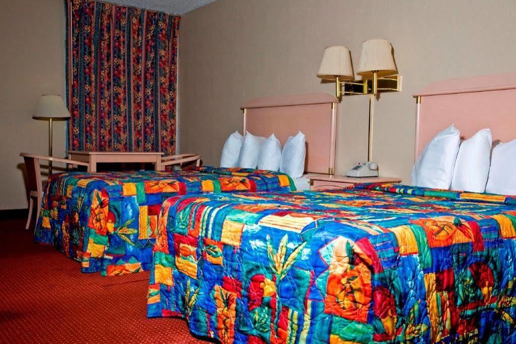 Budget Inn - Palatka Kültér fotó