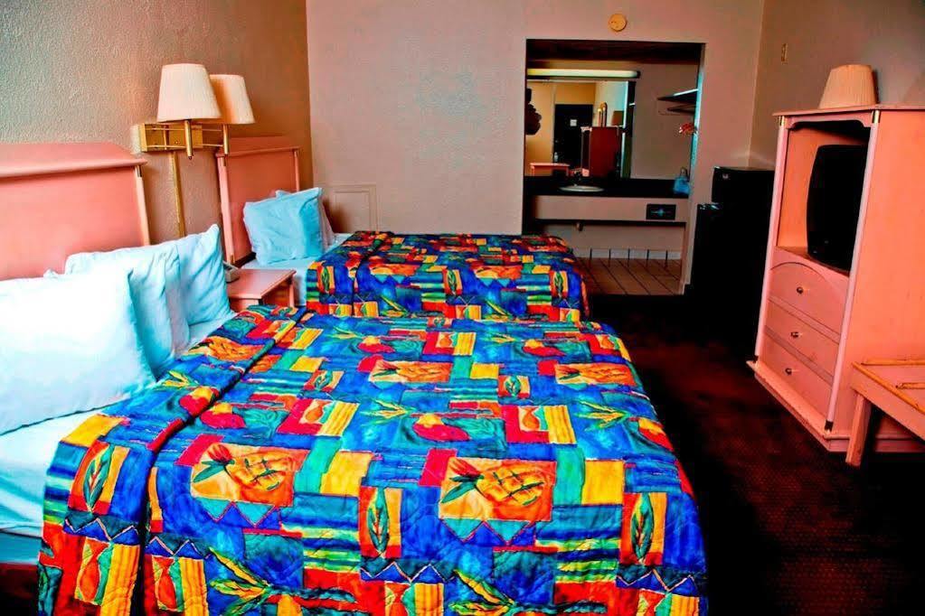 Budget Inn - Palatka Kültér fotó